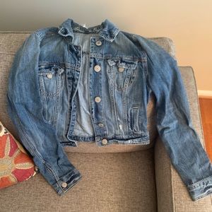 Jean jacket size medium